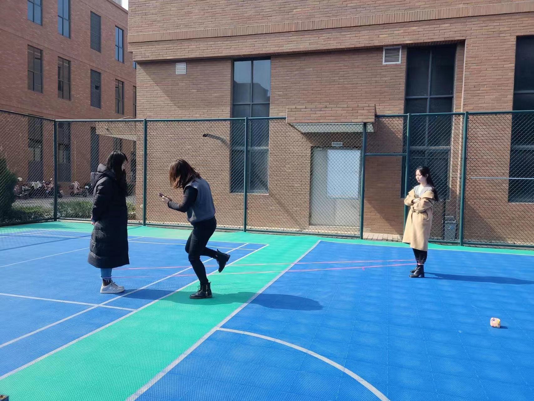 ����12�c(di��n)�����_(k��i)�L(ch��ng)�ŵġ��l����